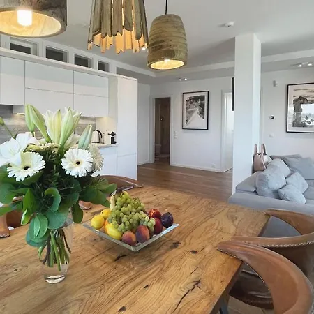 Admiral Panorama Suite * שיופוק